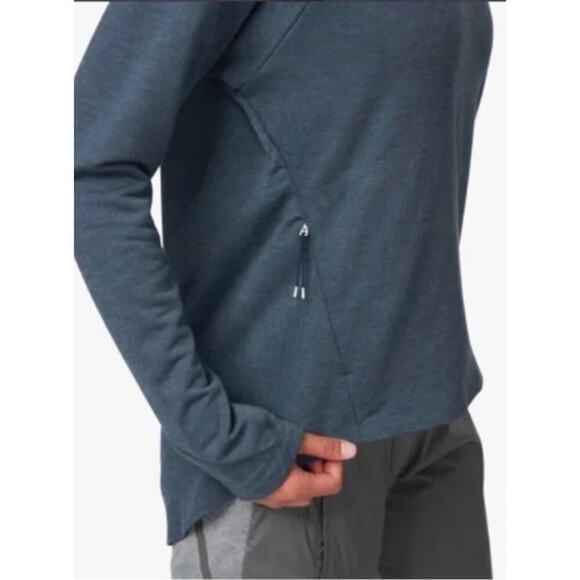 On Running Women's High Neck Technical Hoodie On Clouds Funnel Neck Thumb Holes - Picture 2 of 15
